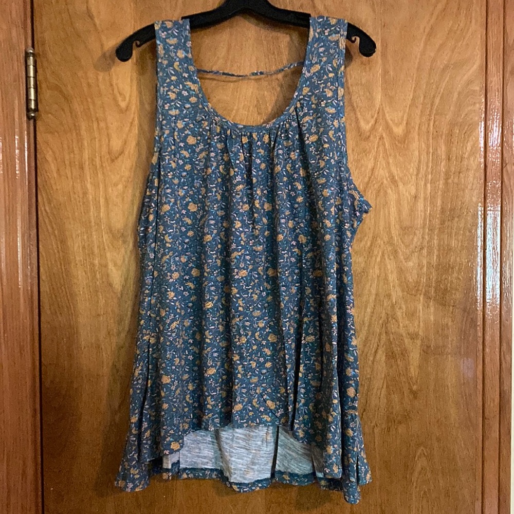 Natural Life Blue Floral Free Spirit Tank Top - XS/S